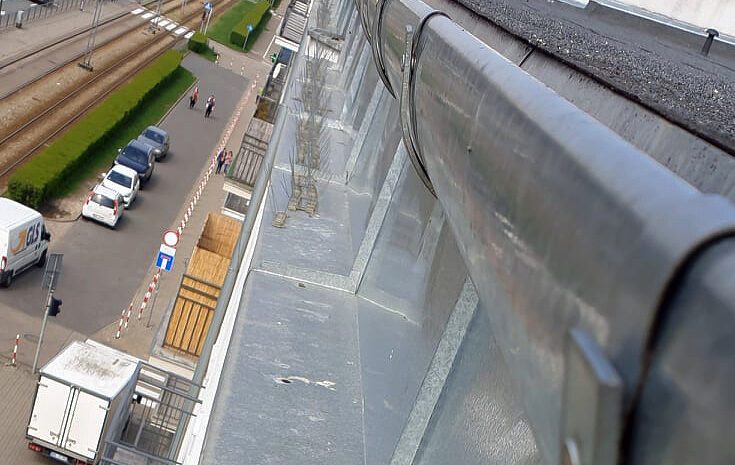  Czyszczenie rynien – komu&nbsp;zlecić?