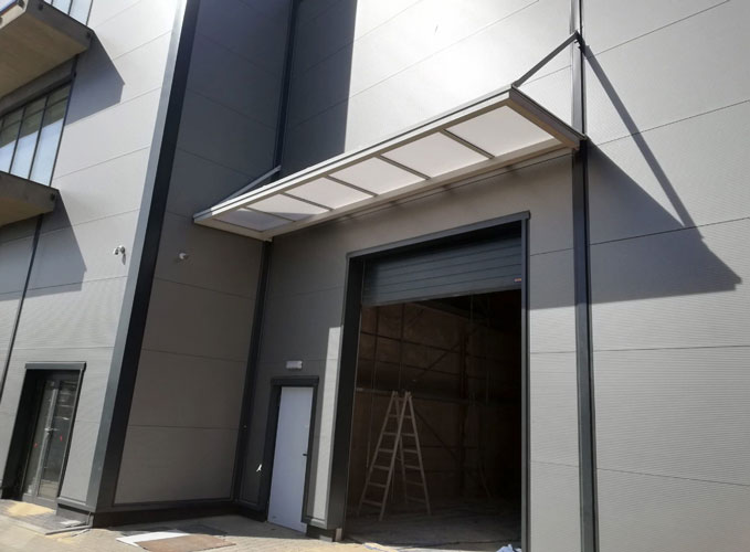 AlpinQ - wymiana daszków nad garażem