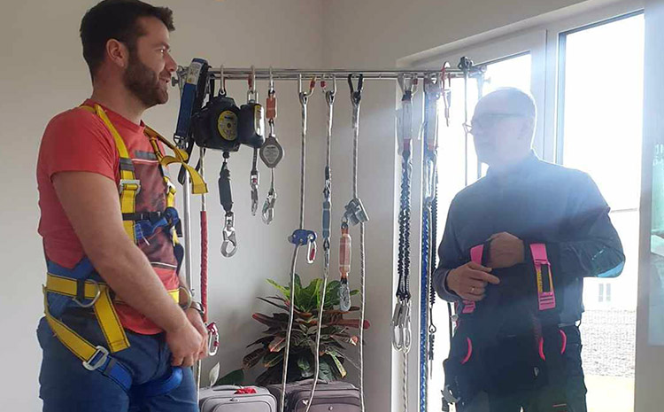  Montujemy systemy ochrony osobistej