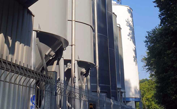  Szybkie i&nbsp;skuteczne czyszczenie silosów – jako usługa alpinistyczna